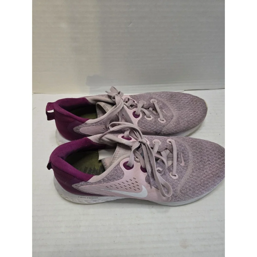 Women Nike‎ React